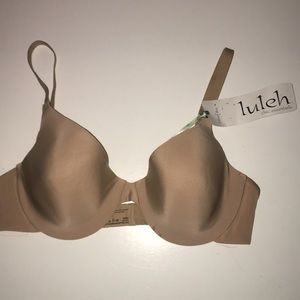 NWT Luleh Nude T-Shirt Bra. Size: 34C